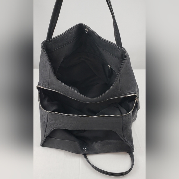 Vince Camuto Black Shoulder Bag - Picture 11 of 16